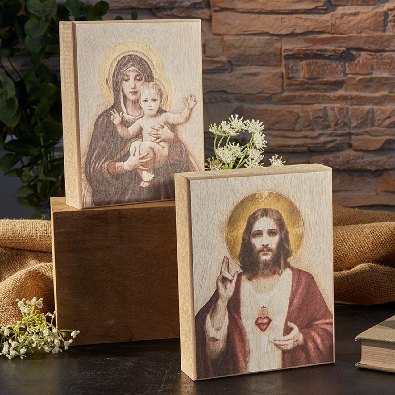 Madonna and Child Box Sign